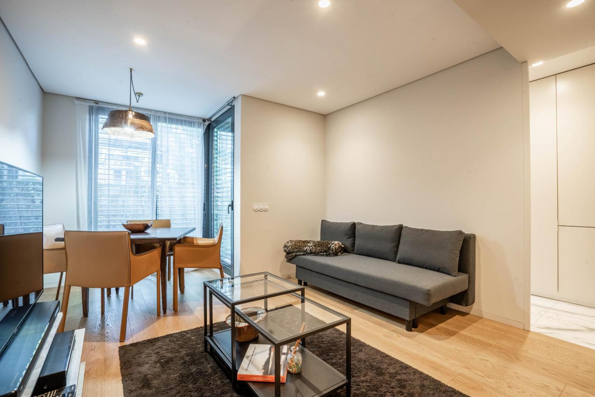 Primrose 1Br Delight W Parking By Lovelystay Porto Exterior foto